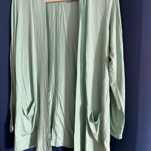 Torrid super soft cardigan mint green. New with tags
